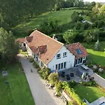 Les De Souverain Moulin Bed & Breakfast 3*