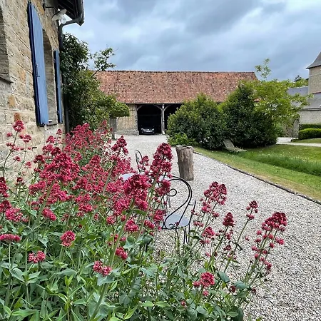 Les Chambres de Souverain Moulin Couette-café