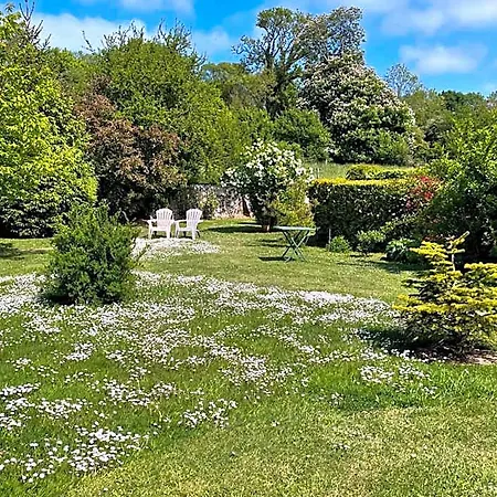 Les De Souverain Moulin Frühstückspension 3*